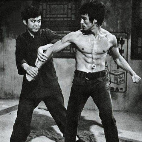 bruce lee abs training